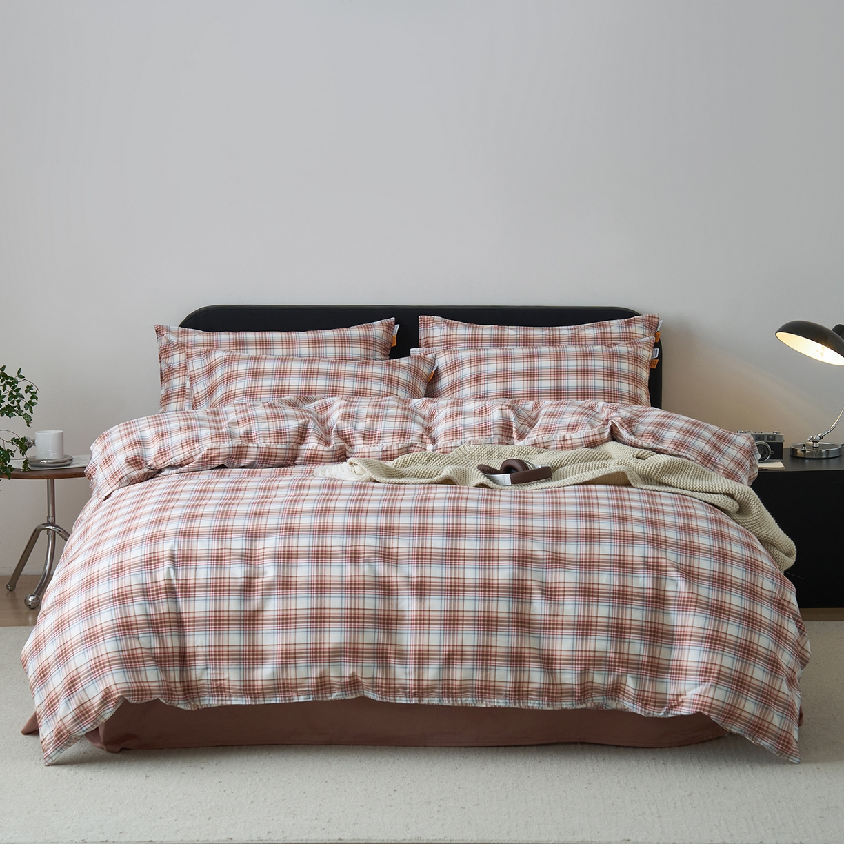 91家纺网 家纺一手货源 找家纺 女子家纺 2026新款全棉13070简约格子系列四件套 英伦-焦糖