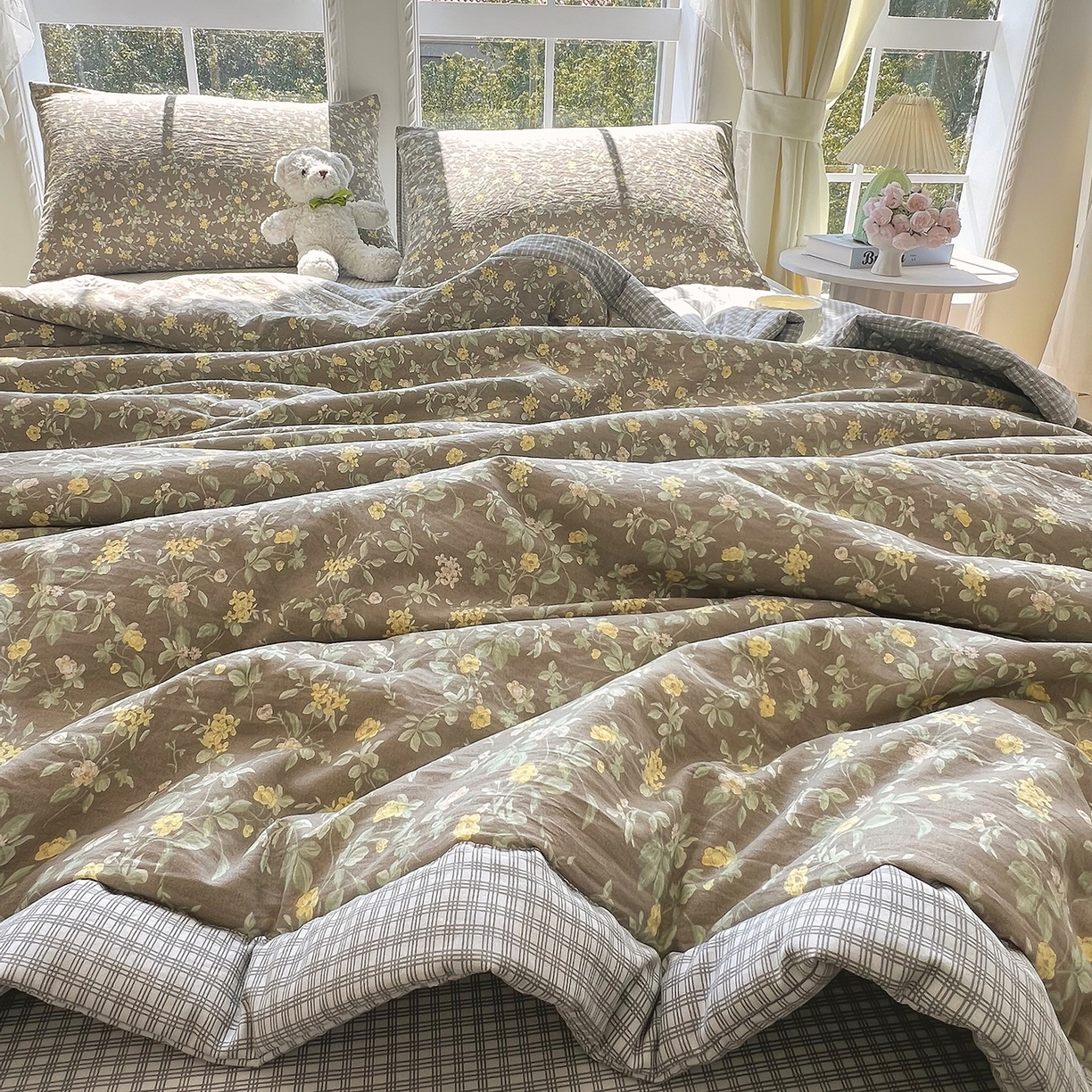 91家纺网 家纺一手货源 找家纺 宝士康家纺 2026新款抗菌亲肤棉田园碎花格子单夏被/夏被四件套 秋棠格韵