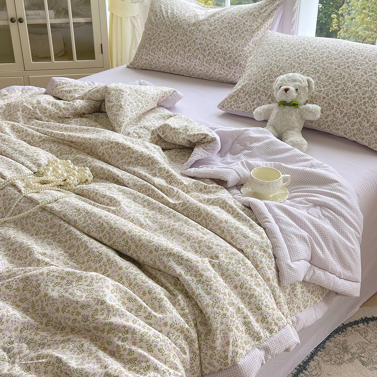 91家纺网 家纺一手货源 找家纺 宝士康家纺 2026新款抗菌亲肤棉田园碎花格子单夏被/夏被四件套 紫格花影