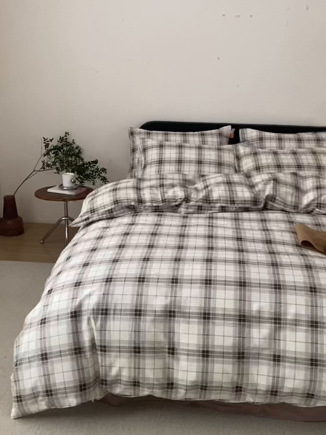 91家纺网 家纺一手货源 找家纺 女子家纺 2026新款全棉13070简约格子系列四件套 英伦-棕咖