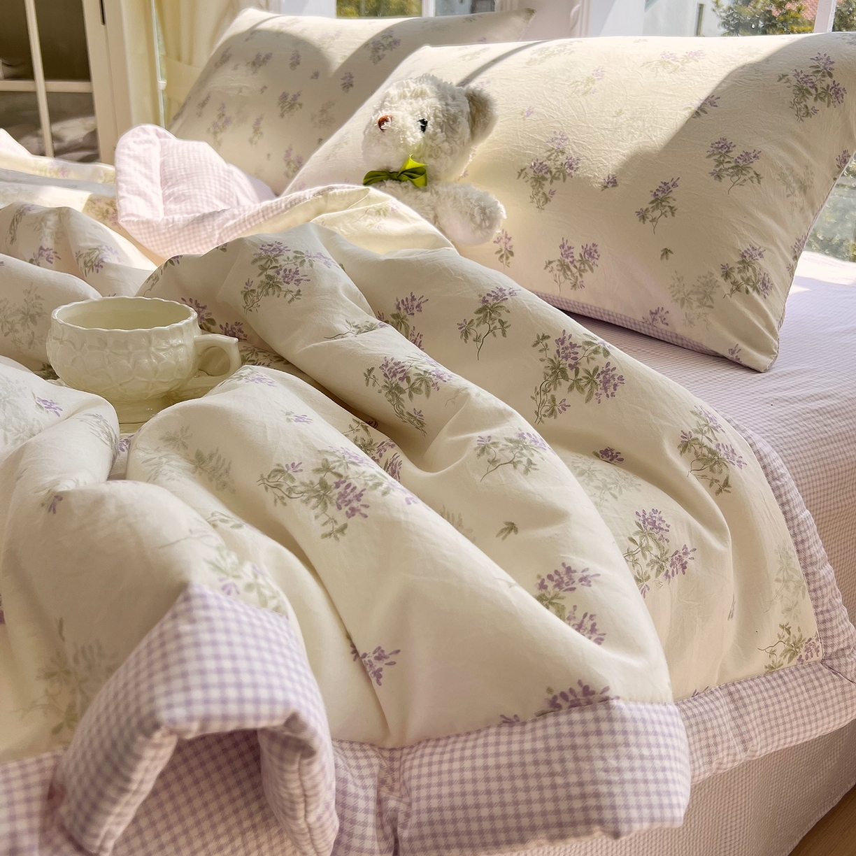 91家纺网 家纺一手货源 找家纺 宝士康家纺 2026新款抗菌亲肤棉田园碎花格子单夏被/夏被四件套 紫萝花藤