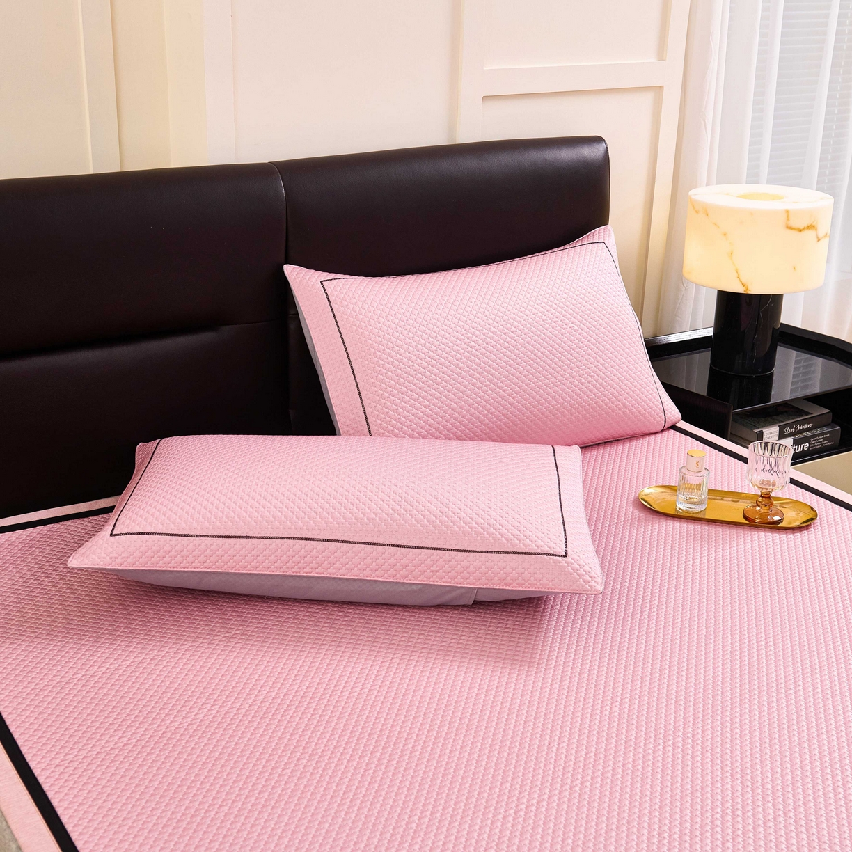 91家纺网 家纺一手货源 找家纺 （总）梵克保罗 2026春夏新款凉感豆豆席极简织带平席款凉席极简贴边款