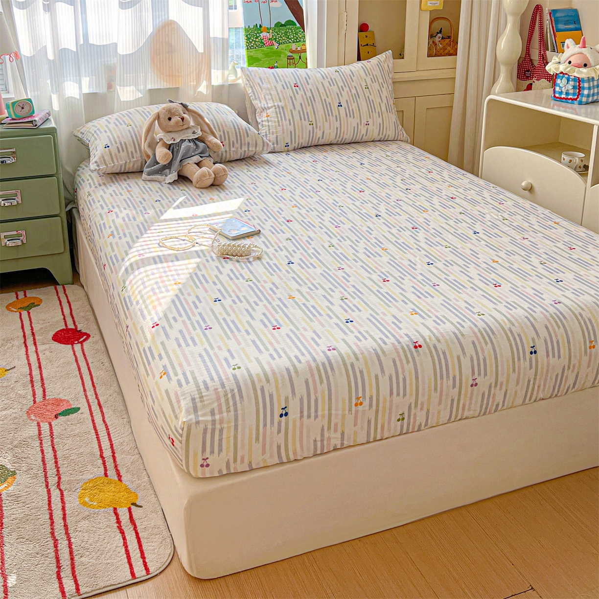 91家纺网 家纺一手货源 找家纺 名兮家居 2026新款全棉纯棉A类卡通时尚风双层纱床笠单品床笠床笠单件 双层纱-彩条樱桃