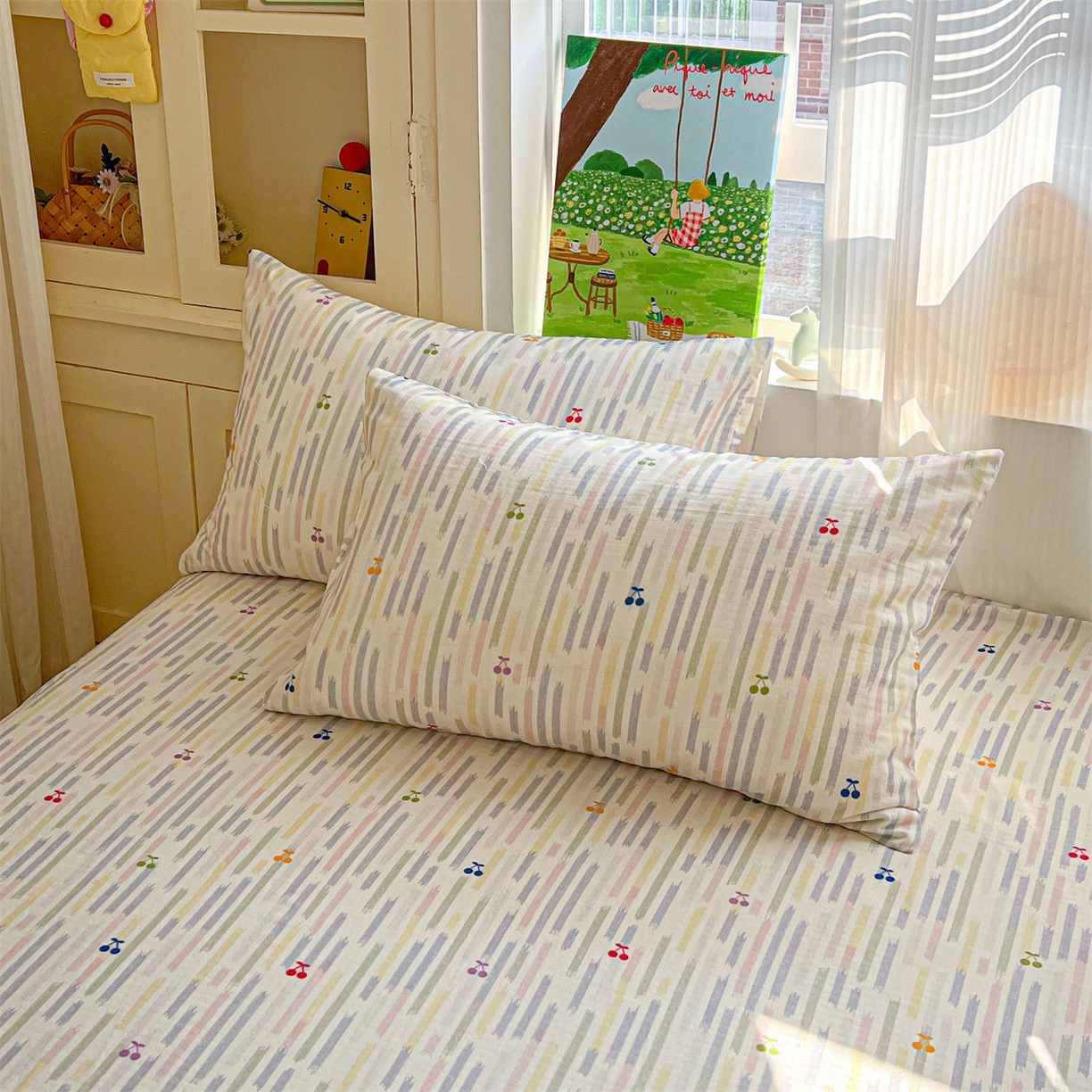 91家纺网 家纺一手货源 找家纺 名兮家居 2026新款全棉纯棉A类卡通时尚风双层纱床笠单品床笠床笠单件 双层纱-彩条樱桃