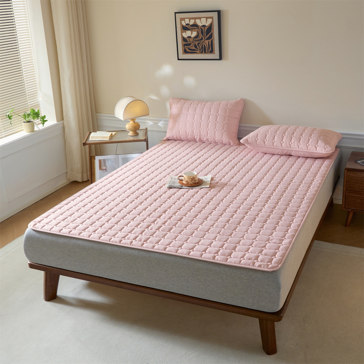 91家纺网 家纺一手货源 找家纺 居眠 2026新款防水防滑夹棉床护垫-星格 星格-粉