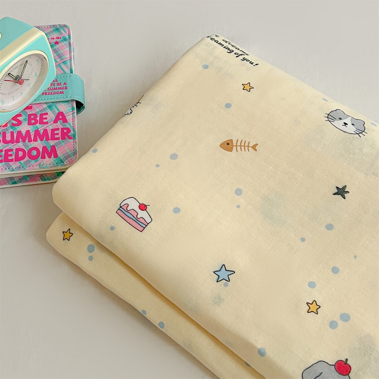 91家纺网 家纺一手货源 找家纺 名兮家居 2026新款全棉纯棉A类卡通时尚风双层纱床笠单品床笠床笠单件 双层纱-狗狗幻想