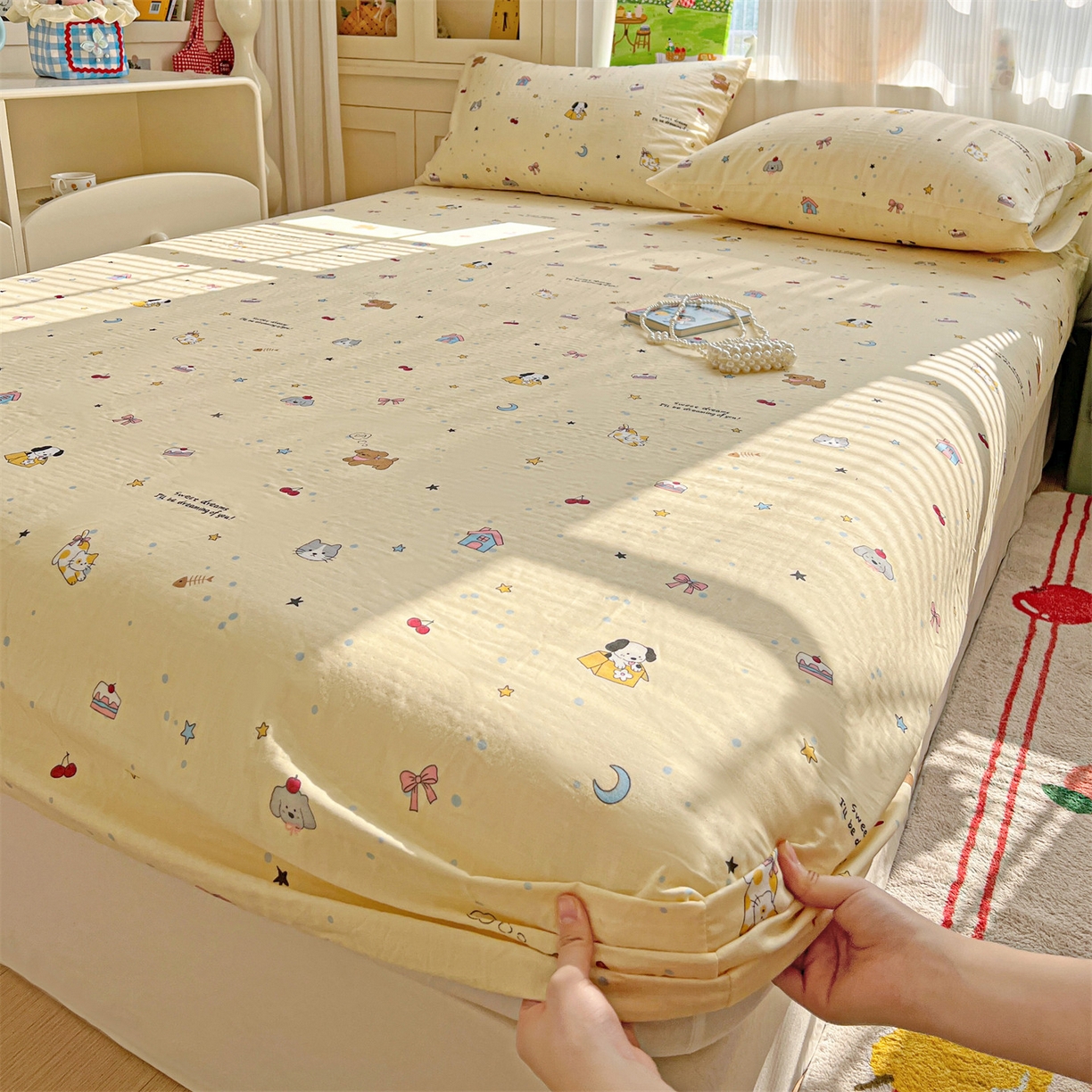 91家纺网 家纺一手货源 找家纺 名兮家居 2026新款全棉纯棉A类卡通时尚风双层纱床笠单品床笠床笠单件 双层纱-狗狗幻想