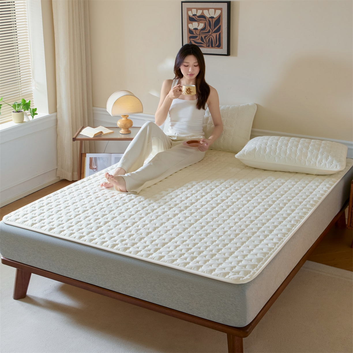 91家纺网 家纺一手货源 找家纺 （总）居眠 2026新款防水防滑夹棉床护垫-花叶