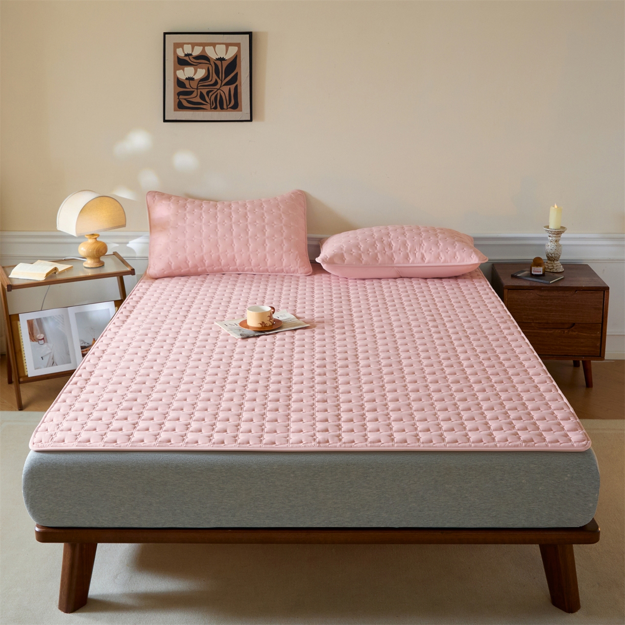 91家纺网 家纺一手货源 找家纺 居眠 2026新款防水防滑夹棉床护垫-花叶 花叶-粉