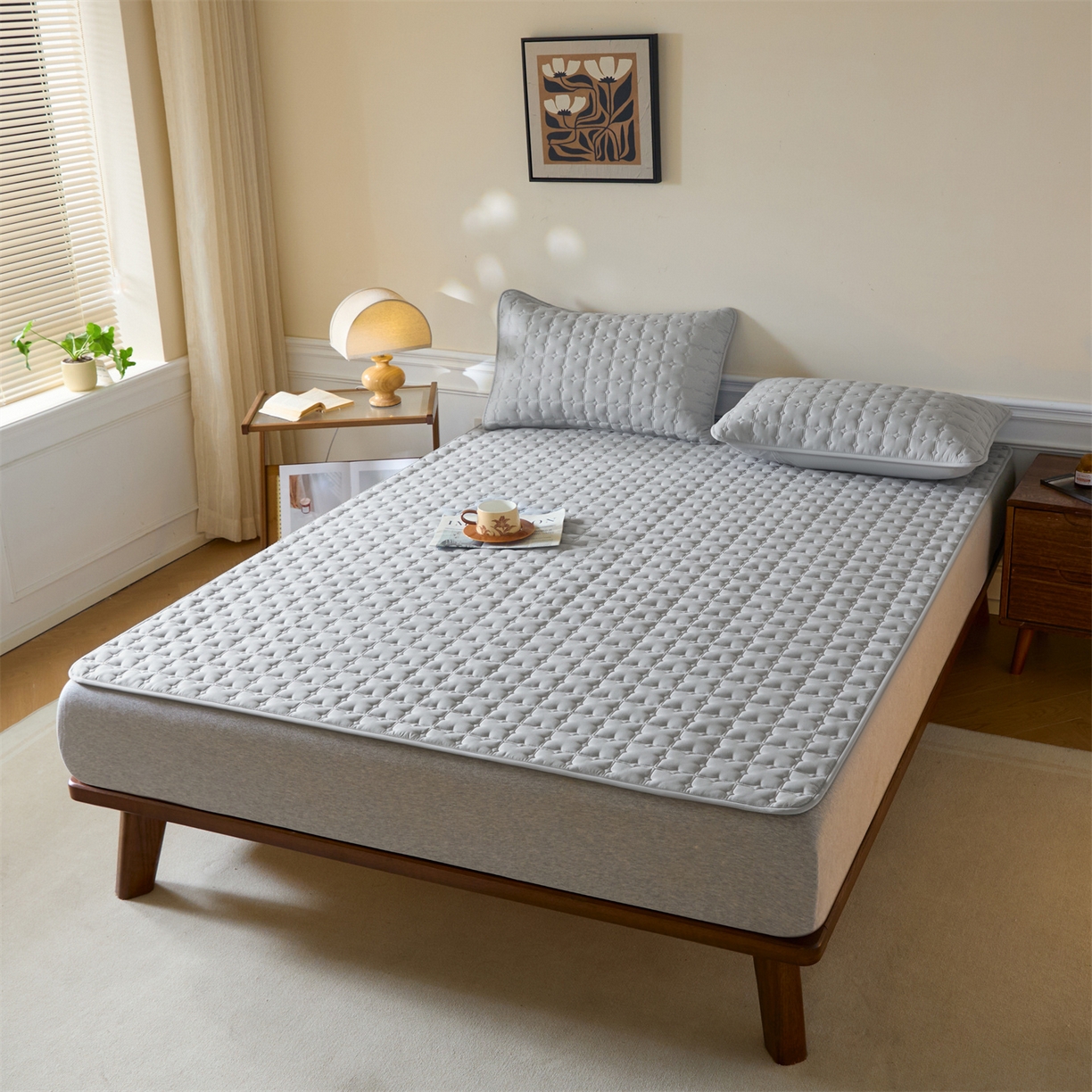 91家纺网 家纺一手货源 找家纺 居眠 2026新款防水防滑夹棉床护垫-花叶 花叶-灰