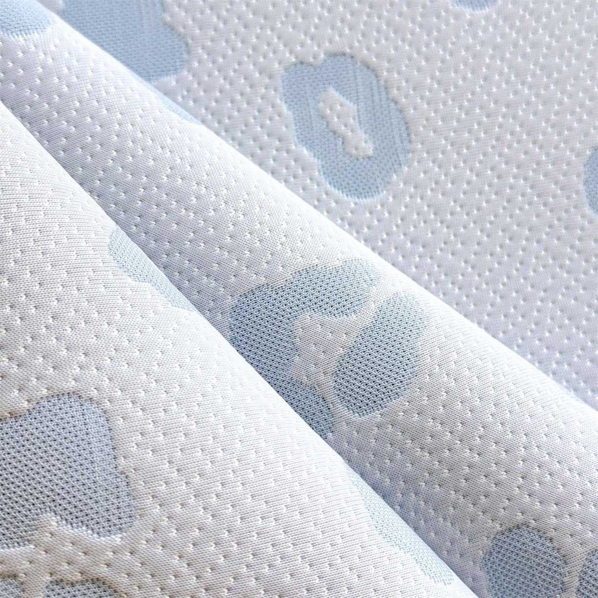 91家纺网 家纺一手货源 找家纺 优贝家纺 2026新款高克重PE聚乙中分子复合凉感软席贴布绣三件套凉席 健身猫-蓝