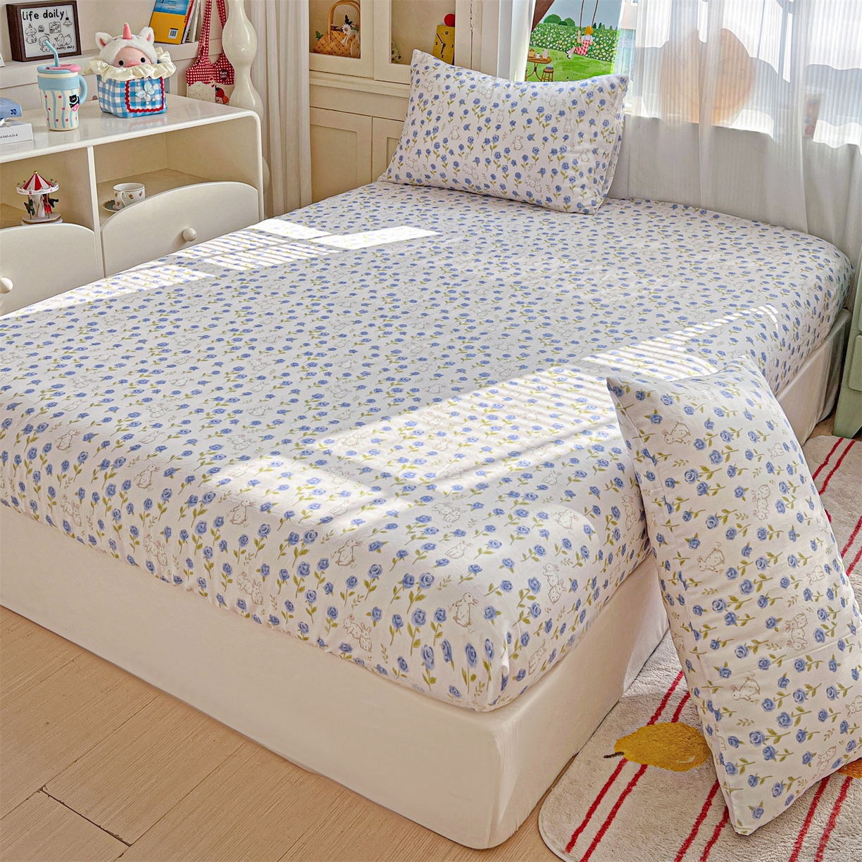 91家纺网 家纺一手货源 找家纺 名兮家居 2026新款全棉纯棉A类卡通时尚风双层纱床笠单品床笠床笠单件 双层纱-兰花小兔