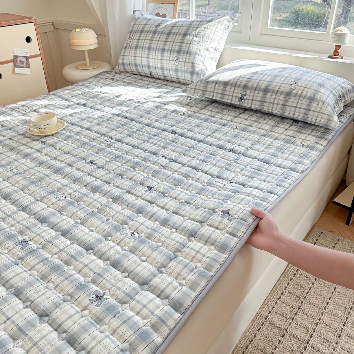 91家纺网 家纺一手货源 找家纺 （总）丽诺床垫 2026新款全棉抑菌防滑床褥床垫活力小柴