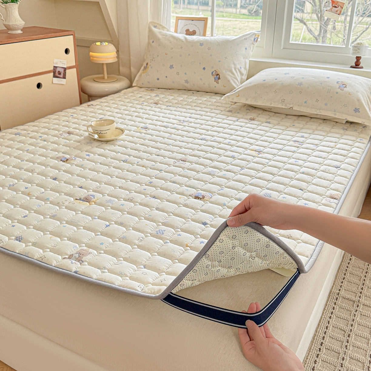 91家纺网 家纺一手货源 找家纺 （总）丽诺床垫 2026新款全棉抑菌防滑床褥床垫星眠小熊