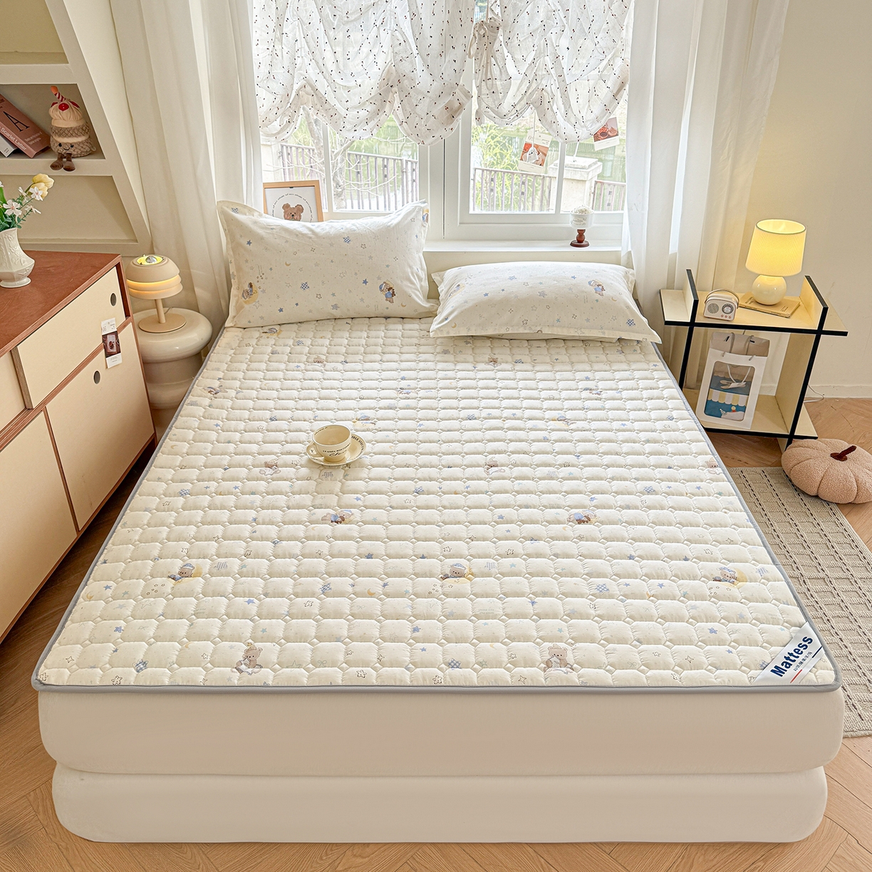 91家纺网 家纺一手货源 找家纺 （总）丽诺床垫 2026新款全棉抑菌防滑床褥床垫星眠小熊