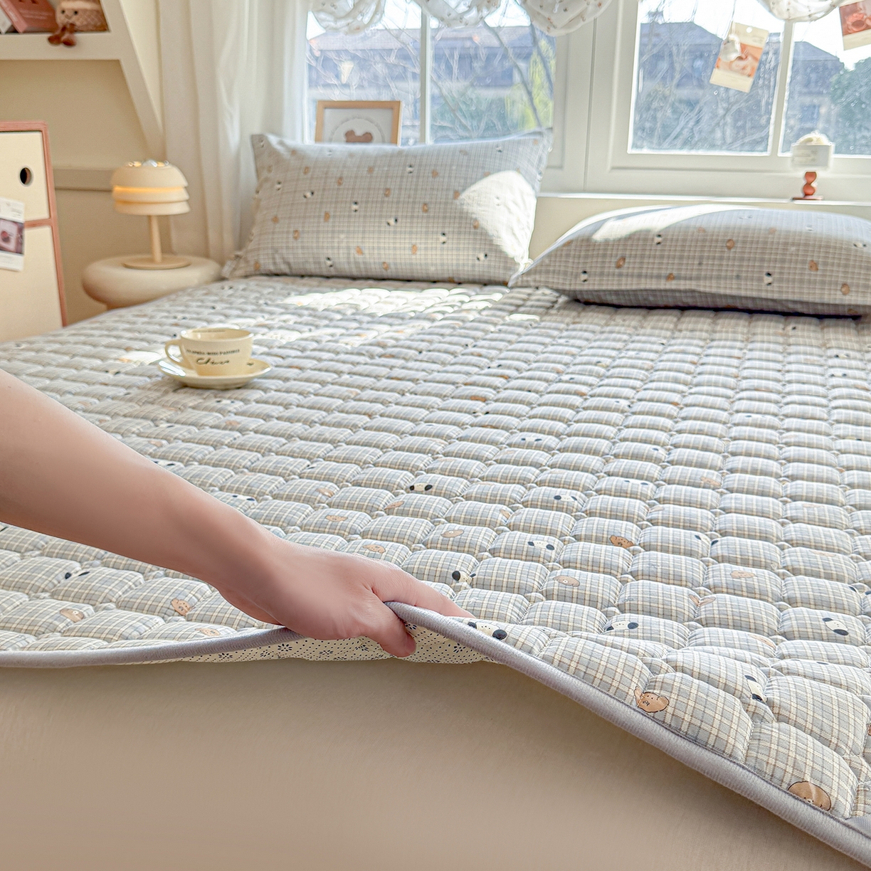 91家纺网 家纺一手货源 找家纺 （总）丽诺床垫 2026新款全棉抑菌防滑床褥床垫洋气柯基崽