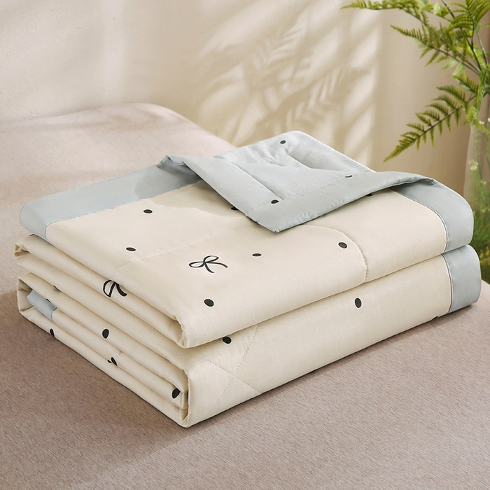 91家纺网 家纺一手货源 找家纺 米萝家居 2026新款里外全棉夏被纯棉棉棉花夏凉被空调被 被子被芯【风格二】 波点蝴蝶结-咖