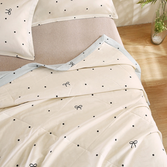 91家纺网 家纺一手货源 找家纺 米萝家居 2026新款里外全棉夏被纯棉棉棉花夏凉被空调被 被子被芯【风格二】 波点蝴蝶结-咖