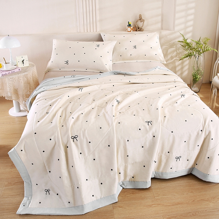 91家纺网 家纺一手货源 找家纺 米萝家居 2026新款里外全棉夏被纯棉棉棉花夏凉被空调被 被子被芯【风格二】 波点蝴蝶结-咖