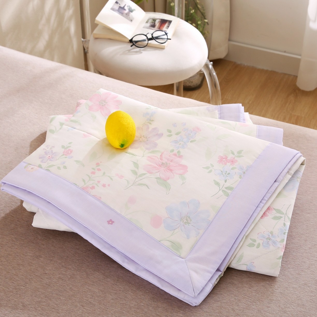 91家纺网 家纺一手货源 找家纺 米萝家居 2026新款里外全棉夏被纯棉棉棉花夏凉被空调被 被子被芯【风格二】 绚烂花朵