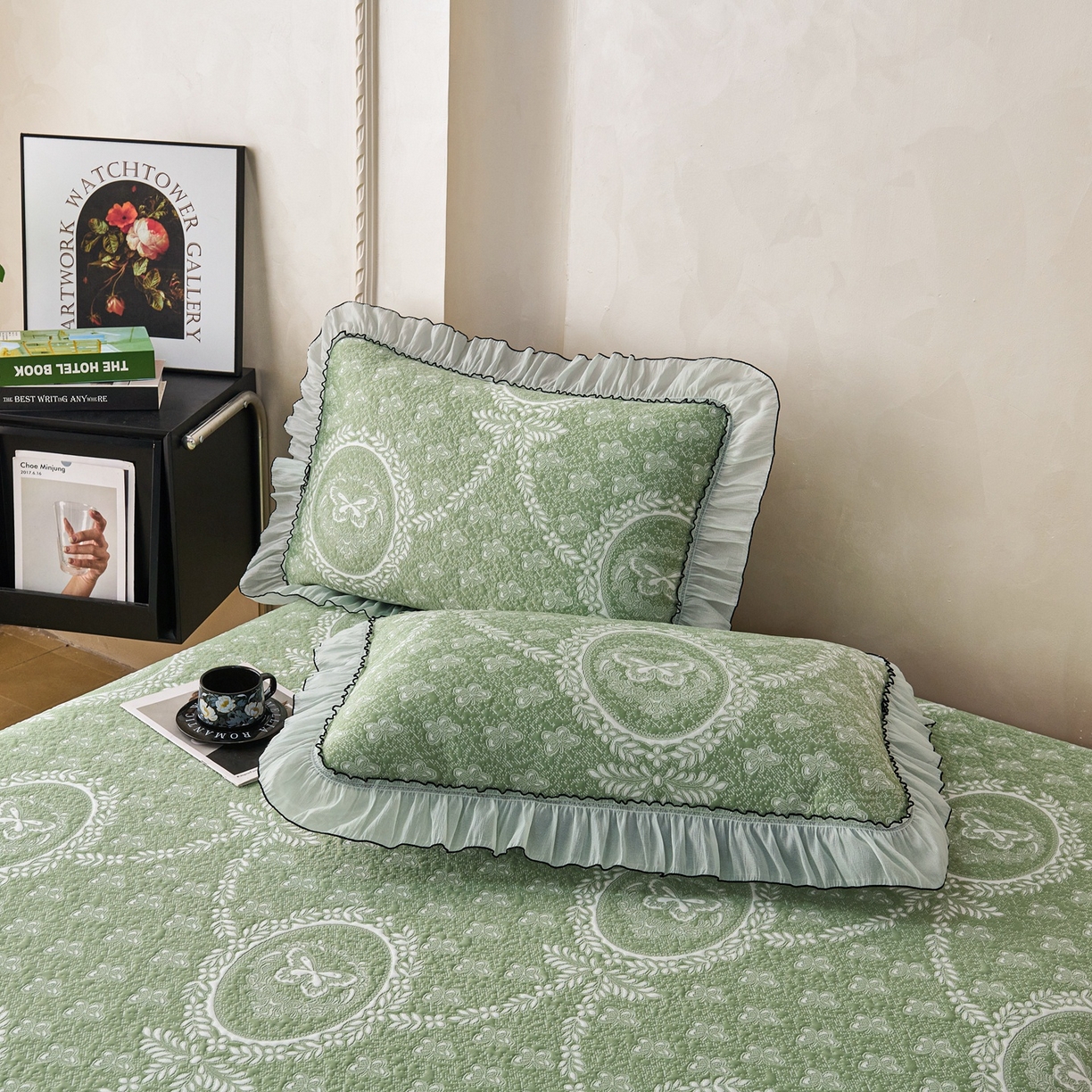 91家纺网 家纺一手货源 找家纺 梵克保罗 2026春夏新款PE乙纶冰豆豆双色提花床裙款凉席席子三件套-蝶舞花间系列 蝶舞花间-果绿