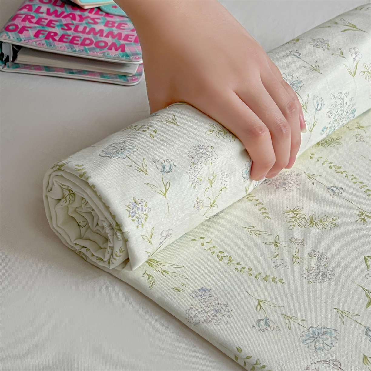 91家纺网 家纺一手货源 找家纺 名兮家居 2026新款全棉纯棉A类卡通时尚风双层纱床笠单品床笠床笠单件 双层纱-晴天兔