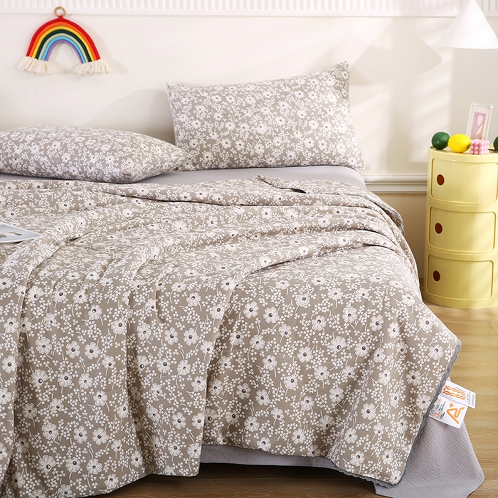 91家纺网 家纺一手货源 找家纺 米萝家居 2026新款100%棉花夏被四件套双层纱夏凉被空调被 被子被芯直播【风格二】 灰韵花簇