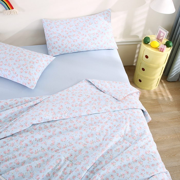 91家纺网 家纺一手货源 找家纺 米萝家居 2026新款100%棉花夏被四件套双层纱夏凉被空调被 被子被芯直播【风格二】 锦上添花