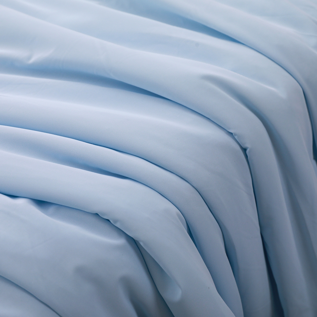 91家纺网 家纺一手货源 找家纺 富馨莱 2026新款PE乙纶高克重豆豆凉席凉感丝夏被四件套 冰蓝色