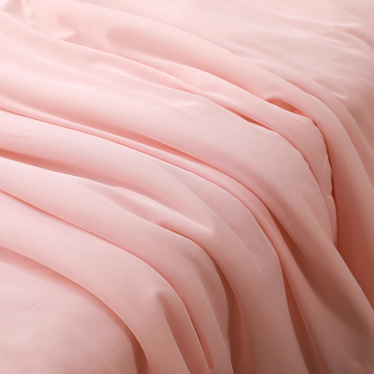 91家纺网 家纺一手货源 找家纺 富馨莱 2026新款PE乙纶高克重豆豆凉席凉感丝夏被四件套 冰粉色