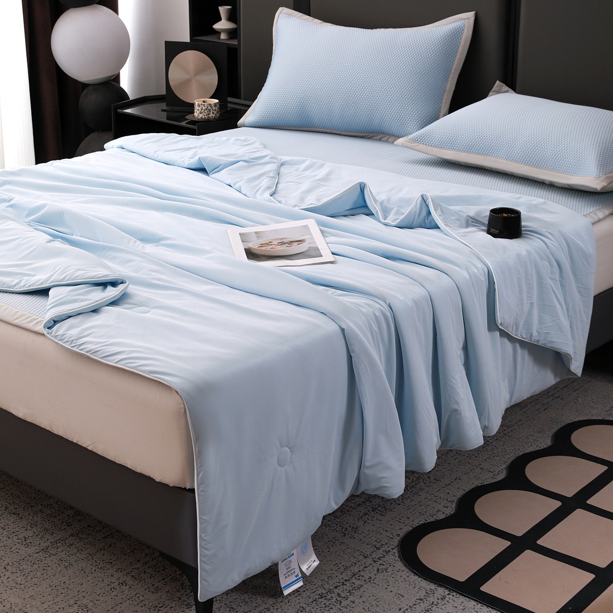 91家纺网 家纺一手货源 找家纺 富馨莱 2026新款PE乙纶高克重豆豆凉席凉感丝夏被四件套 冰蓝色