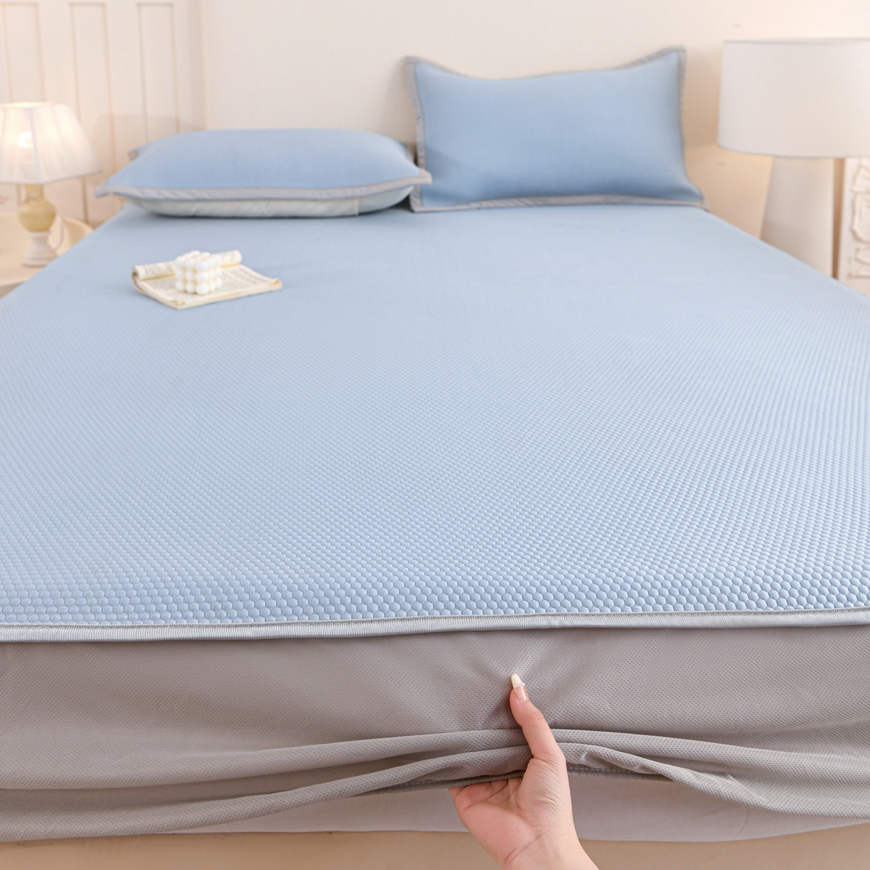 91家纺网 家纺一手货源 找家纺 富馨莱 2026新款PE乙纶高克重冰豆豆席凉感凉席单件床笠款支持一件定做尺寸学生宿舍 冰蓝色