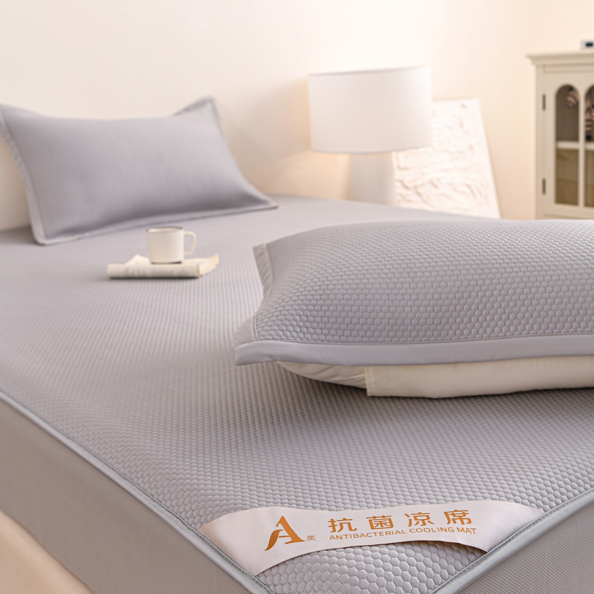 91家纺网 家纺一手货源 找家纺 富馨莱 2026新款PE乙纶高克重冰豆豆席凉感凉席单件床笠款支持一件定做尺寸学生宿舍 冰灰色