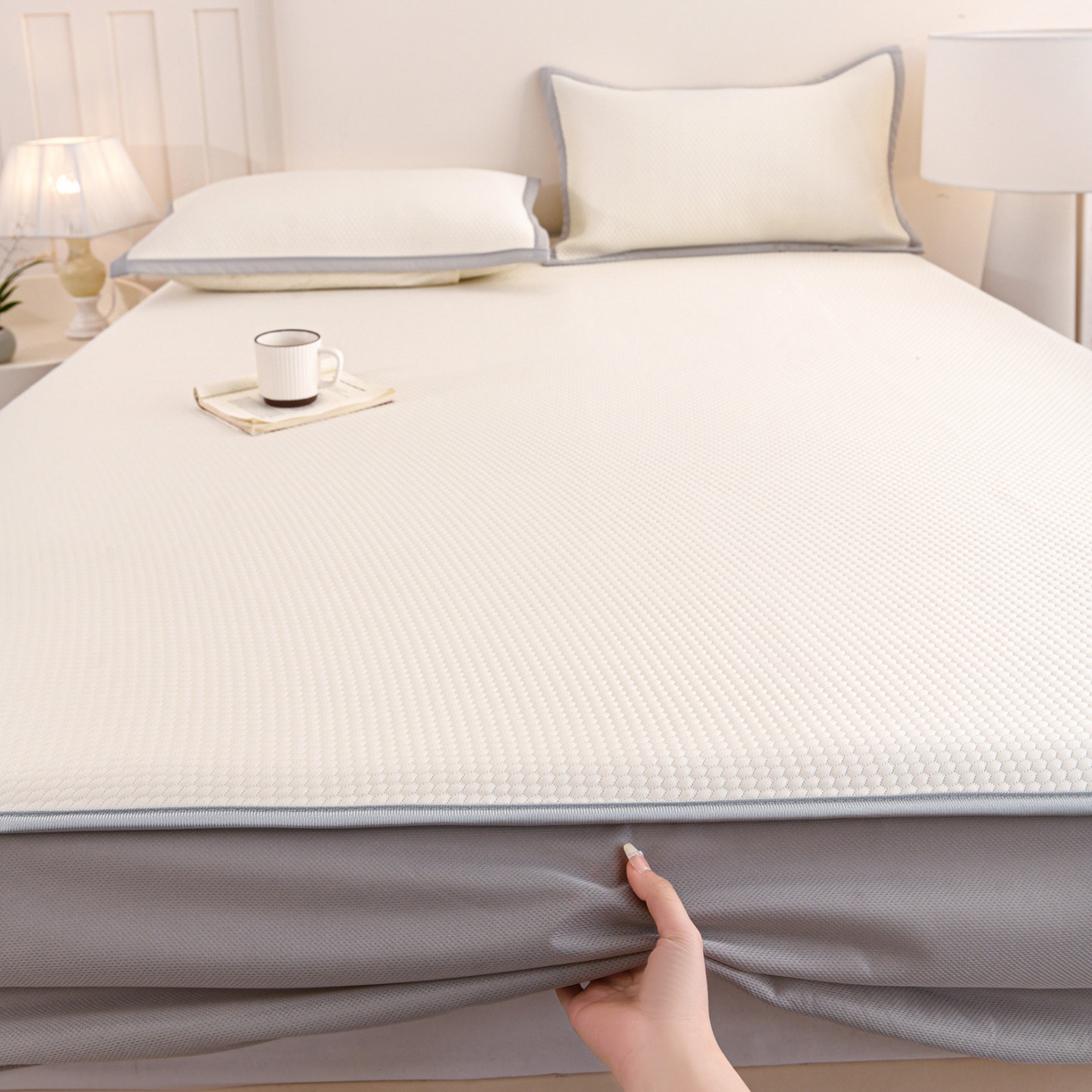 91家纺网 家纺一手货源 找家纺 富馨莱 2026新款PE乙纶高克重冰豆豆席凉感凉席单件床笠款支持一件定做尺寸学生宿舍 冰白色