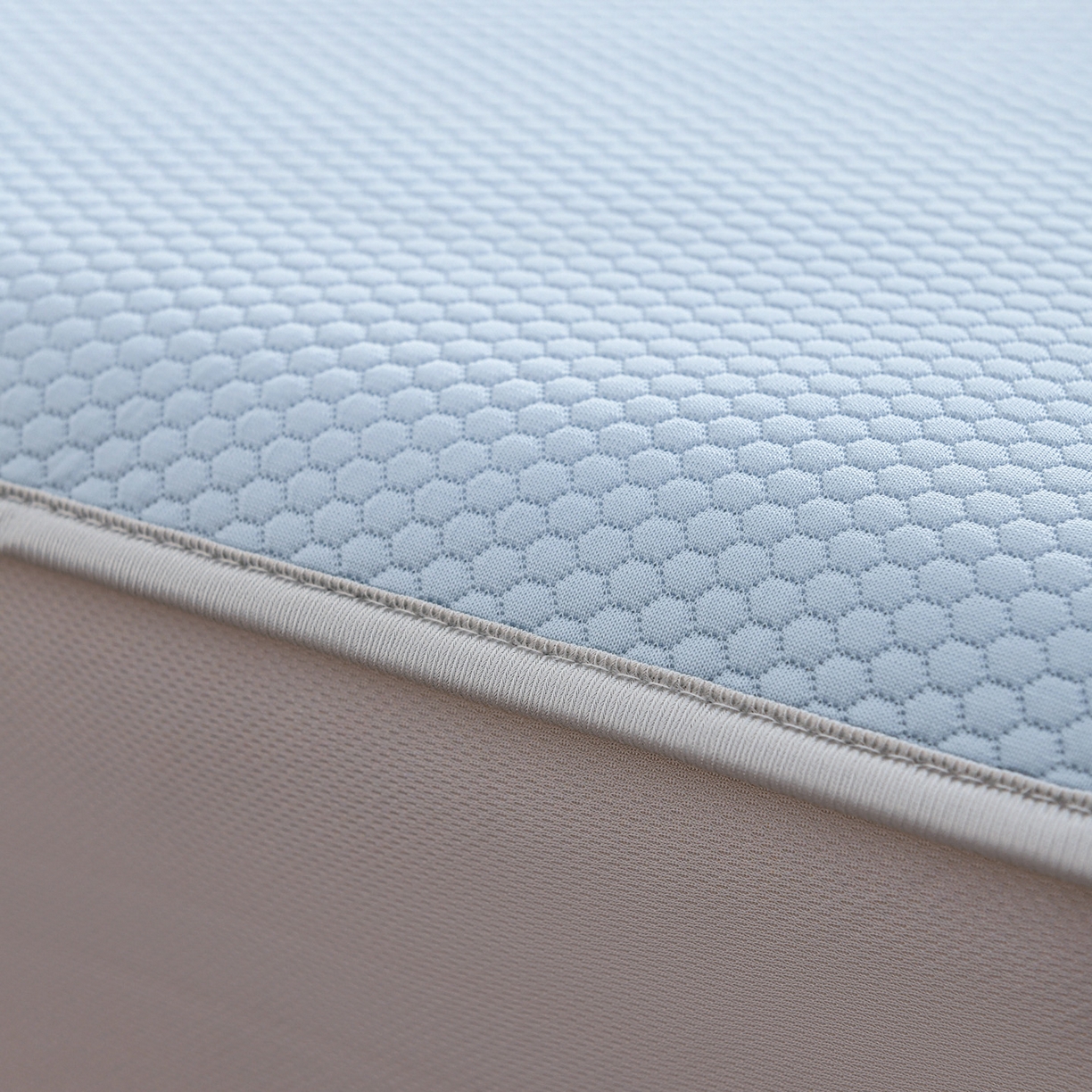 91家纺网 家纺一手货源 找家纺 富馨莱 2026新款PE乙纶高克重冰豆豆席凉感凉席单件床笠款支持一件定做尺寸学生宿舍 冰蓝色