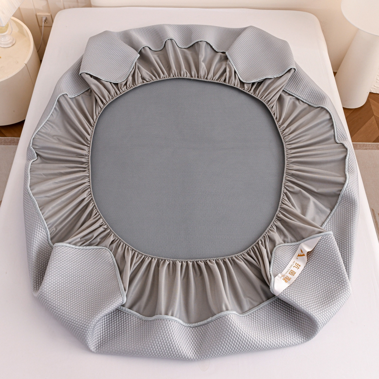 91家纺网 家纺一手货源 找家纺 富馨莱 2026新款PE乙纶高克重冰豆豆席凉感凉席单件床笠款支持一件定做尺寸学生宿舍 冰灰色