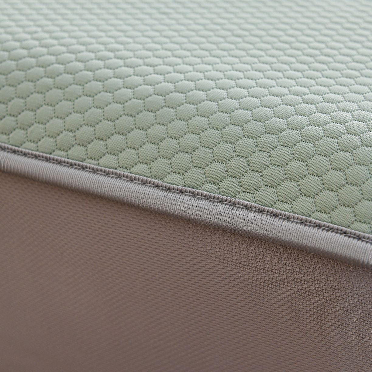 91家纺网 家纺一手货源 找家纺 富馨莱 2026新款PE乙纶高克重冰豆豆席凉感凉席单件床笠款支持一件定做尺寸学生宿舍 冰绿色