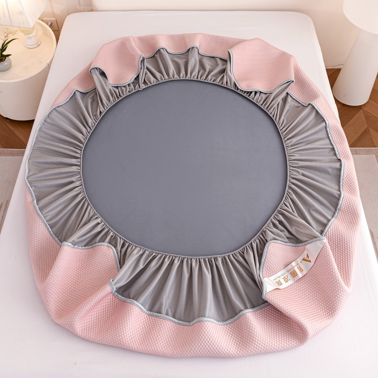 91家纺网 家纺一手货源 找家纺 富馨莱 2026新款PE乙纶高克重冰豆豆席凉感凉席单件床笠款支持一件定做尺寸学生宿舍 冰粉色