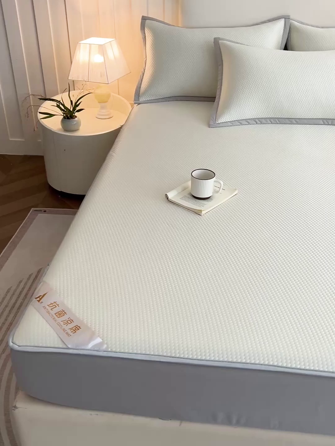 91家纺网 家纺一手货源 找家纺 富馨莱 2026新款PE乙纶高克重冰豆豆席凉感凉席单件床笠款支持一件定做尺寸学生宿舍 冰白色