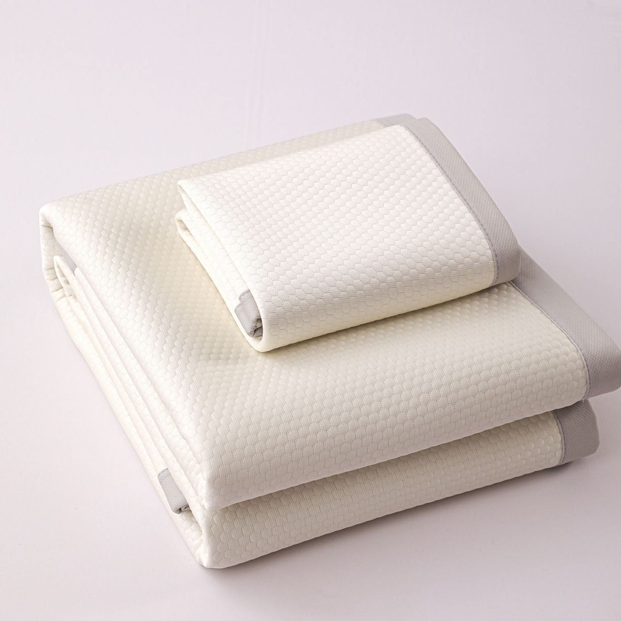 91家纺网 家纺一手货源 找家纺 （总）富馨莱 2026新款PE乙纶高克重冰豆豆席凉感凉席单件平铺款学生宿舍支持一件定制尺寸