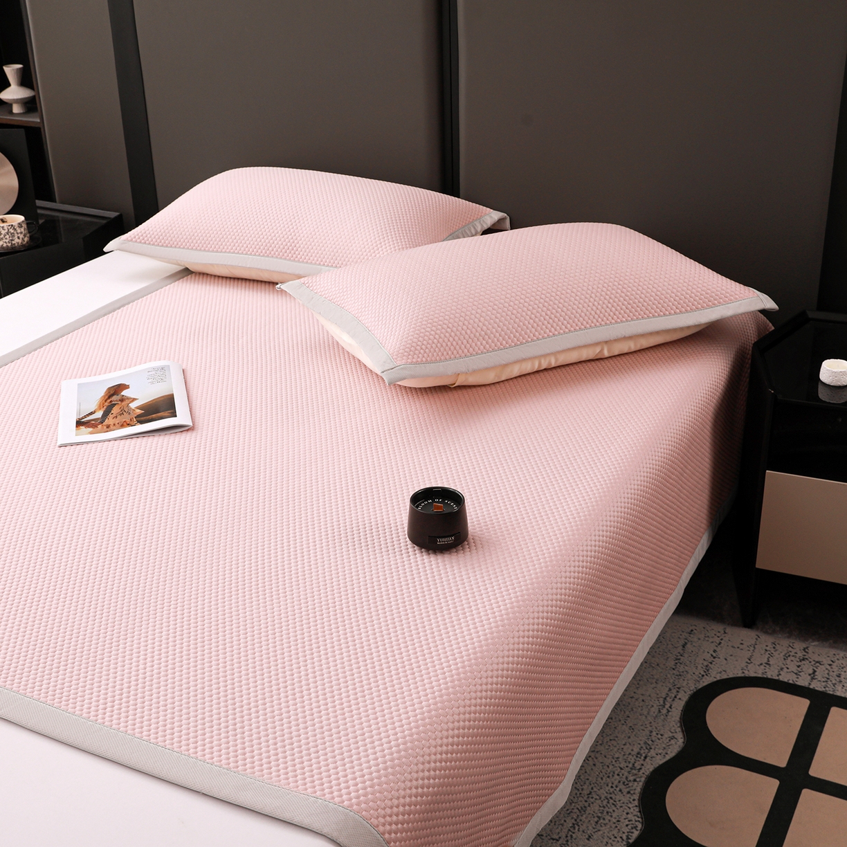 91家纺网 家纺一手货源 找家纺 富馨莱 2026新款PE乙纶高克重冰豆豆席凉感凉席单件平铺款学生宿舍支持一件定制尺寸 冰粉色