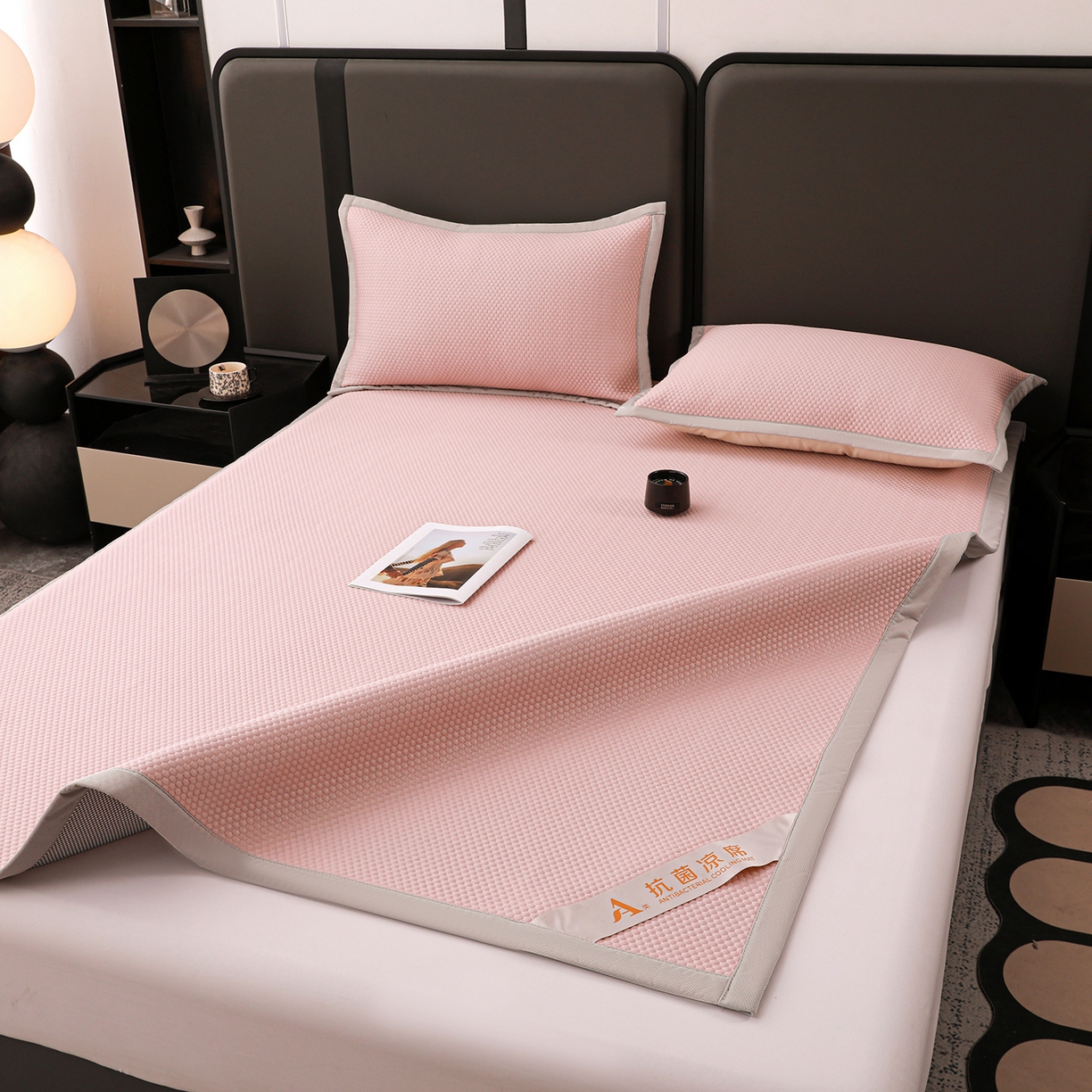 91家纺网 家纺一手货源 找家纺 富馨莱 2026新款PE乙纶高克重冰豆豆席凉感凉席单件平铺款学生宿舍支持一件定制尺寸 冰粉色