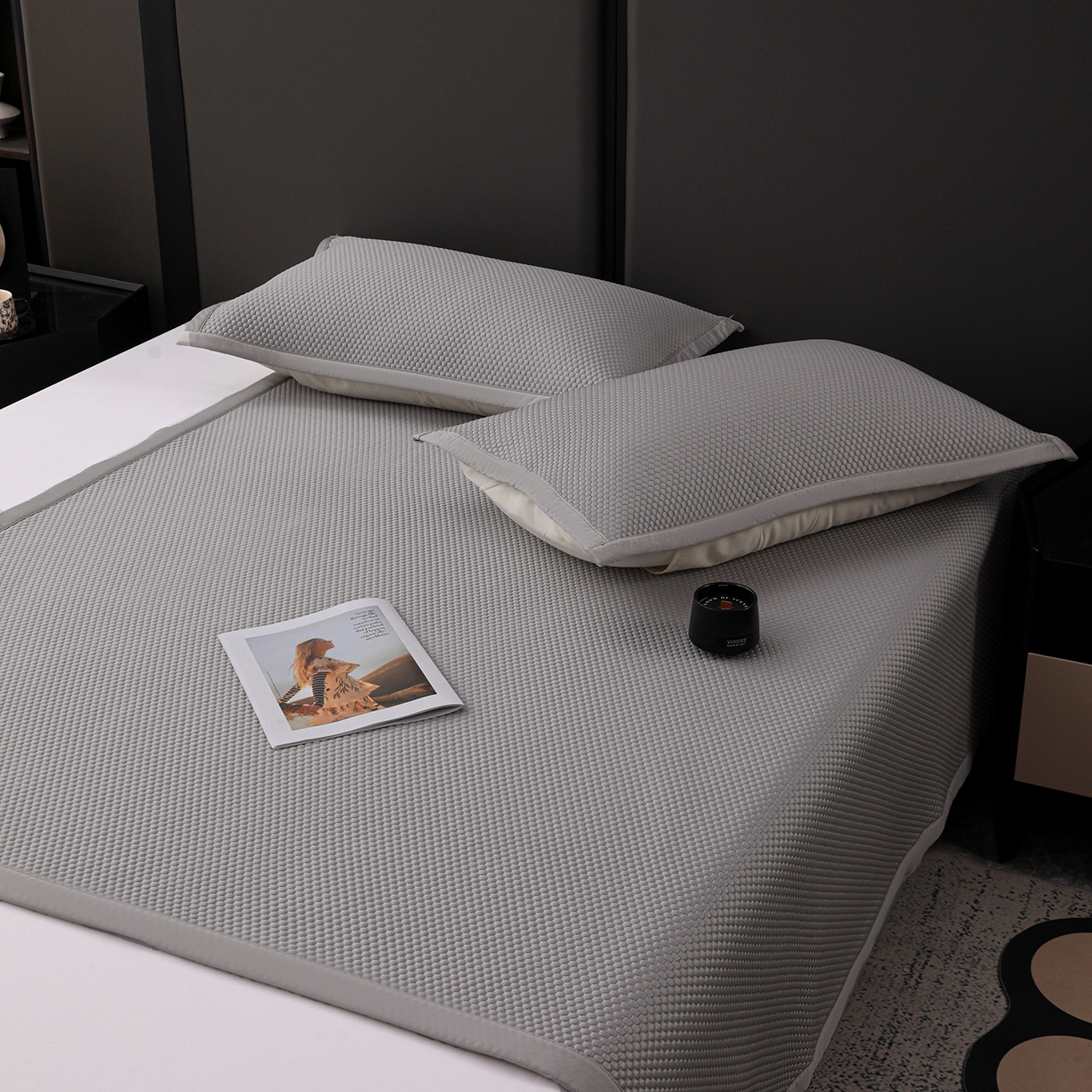 91家纺网 家纺一手货源 找家纺 富馨莱 2026新款PE乙纶高克重冰豆豆席凉感凉席单件平铺款学生宿舍支持一件定制尺寸 冰灰色