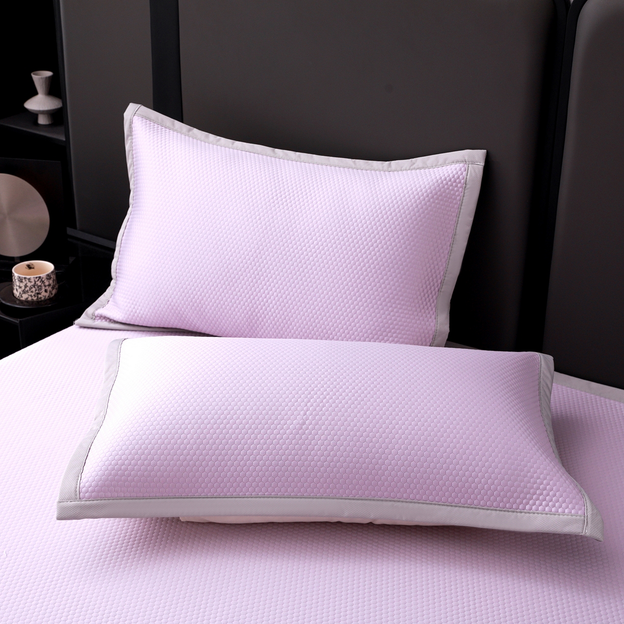 91家纺网 家纺一手货源 找家纺 富馨莱 2026新款PE乙纶高克重冰豆豆席凉感凉席单件平铺款学生宿舍支持一件定制尺寸 冰紫色