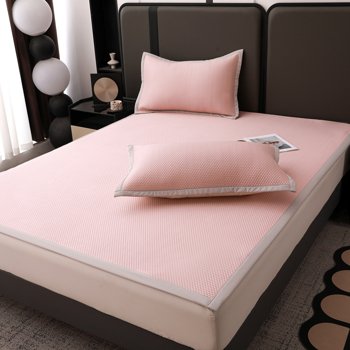 91家纺网 家纺一手货源 找家纺 富馨莱 2026新款PE乙纶高克重冰豆豆席凉感凉席单件平铺款学生宿舍支持一件定制尺寸 冰粉色