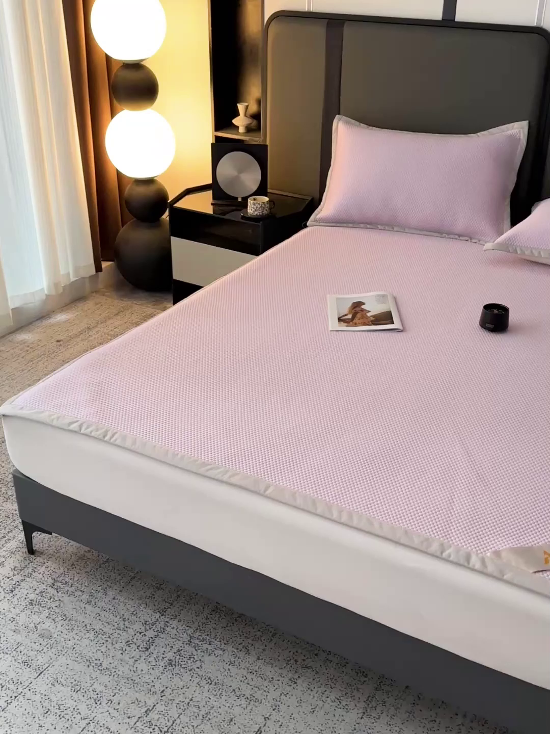 91家纺网 家纺一手货源 找家纺 富馨莱 2026新款PE乙纶高克重冰豆豆席凉感凉席单件平铺款学生宿舍支持一件定制尺寸 冰粉色