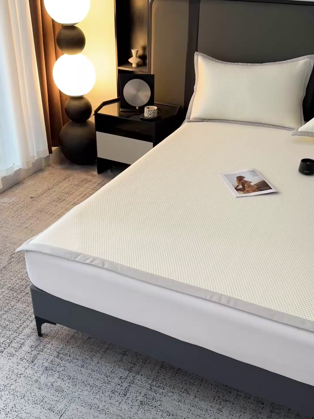 91家纺网 家纺一手货源 找家纺 富馨莱 2026新款PE乙纶高克重冰豆豆席凉感凉席单件平铺款学生宿舍支持一件定制尺寸 冰白色