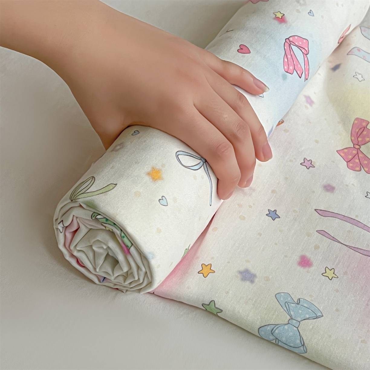 91家纺网 家纺一手货源 找家纺 名兮家居 2026新款全棉纯棉A类卡通时尚风双层纱床笠单品床笠床笠单件 双层纱-碎星蝶舞