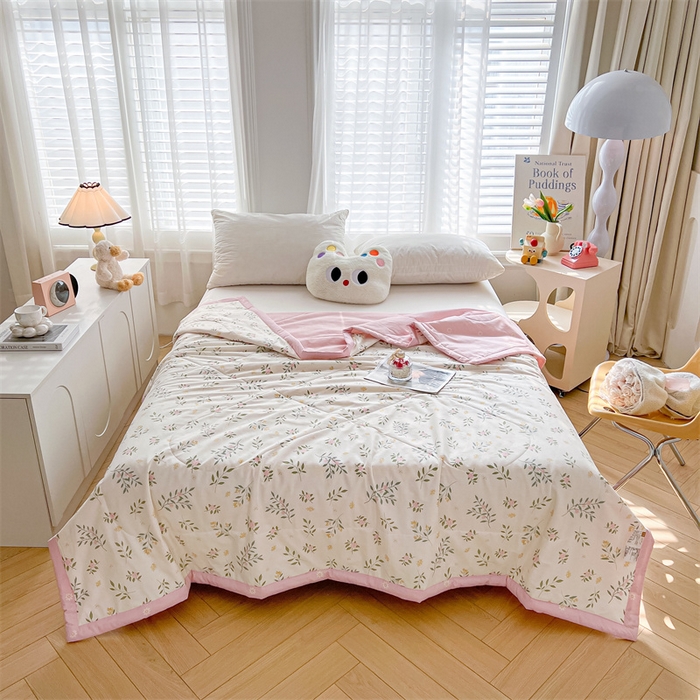 91家纺网 家纺一手货源 找家纺 米萝家居 2026新款全棉夏凉被纯棉空调被印花夏被【风格二】 碧叶粉黛