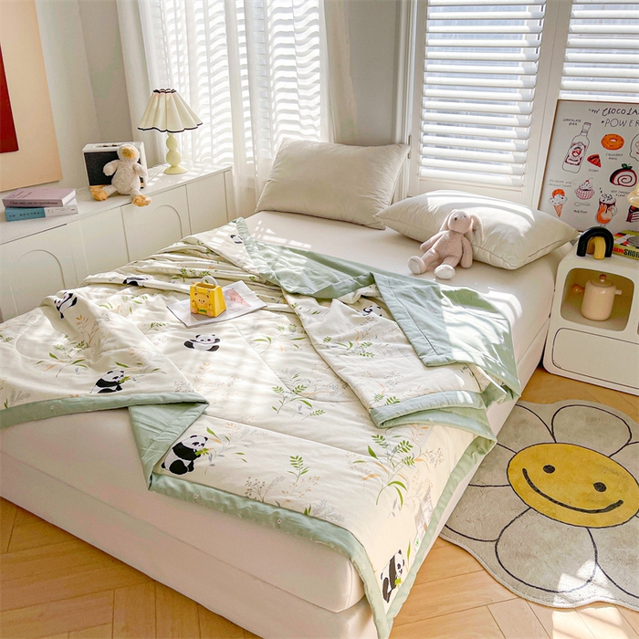91家纺网 家纺一手货源 找家纺 米萝家居 2026新款全棉夏凉被纯棉空调被印花夏被【风格二】 可爱熊猫